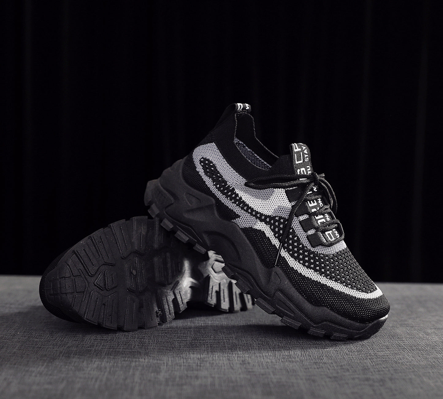 Flyknit shoes breathable and comfortable thick soled women's sports shoes