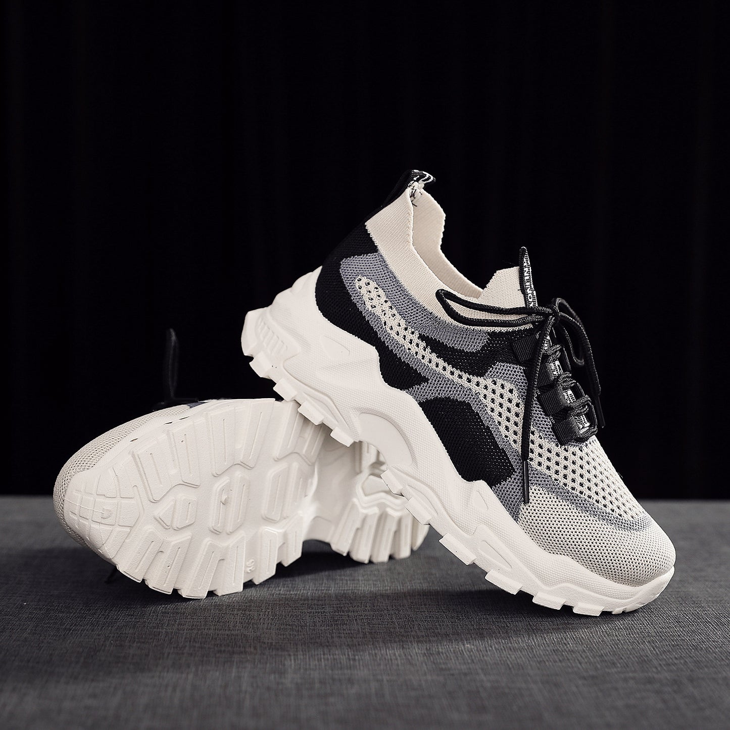 Flyknit shoes breathable and comfortable thick soled women's sports shoes