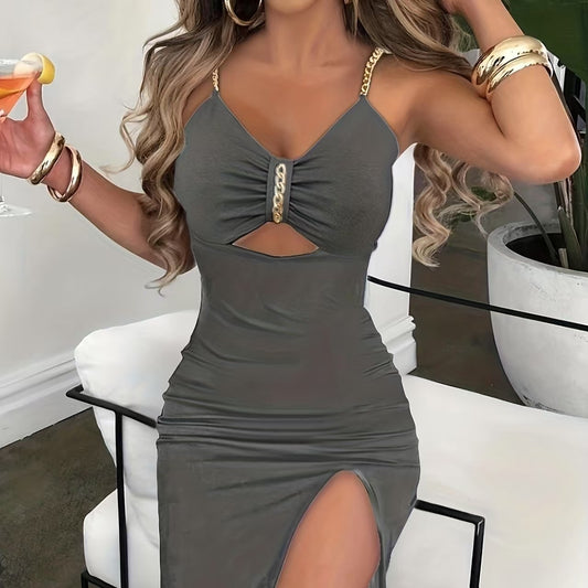 Women's Solid Color Metal Chain Hollow Chest Pleat Details Slit Design Sense Long Dress